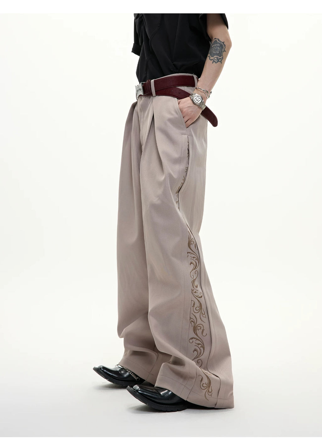 Vintage Cut Pattern Embroidered Trousers - RIYOOO