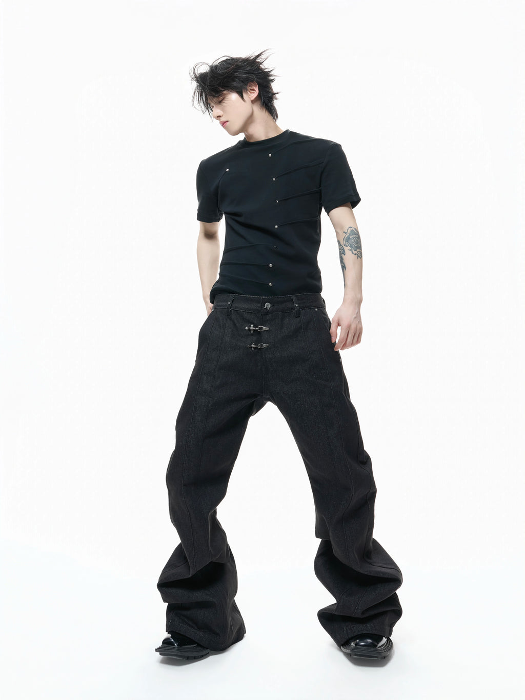 Metal Rivet T-Shirt - RIYOOO