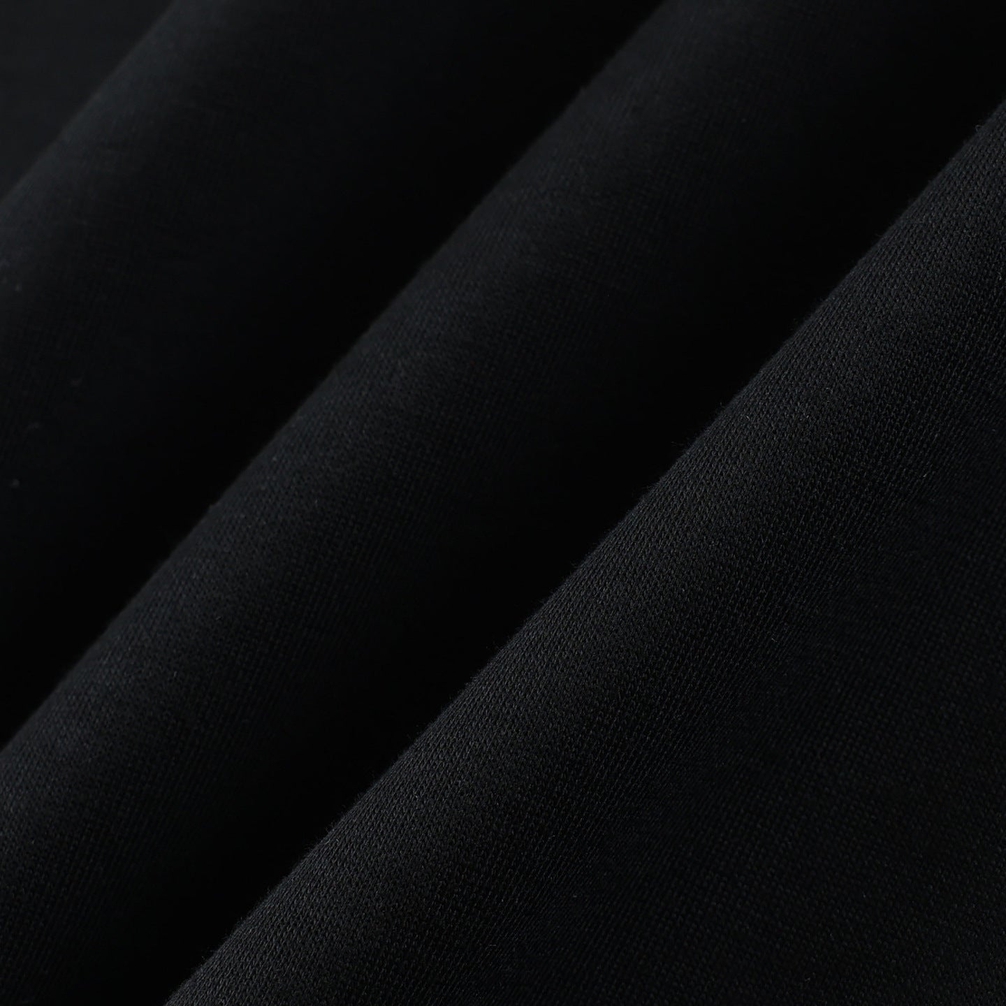 Clean Cut Slim Tee – RIYOOO