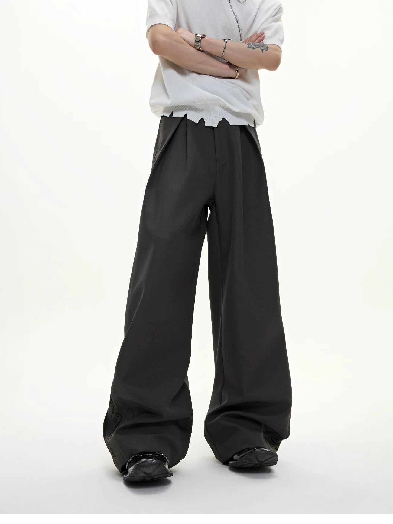 Vintage Cut Pattern Embroidered Trousers - RIYOOO