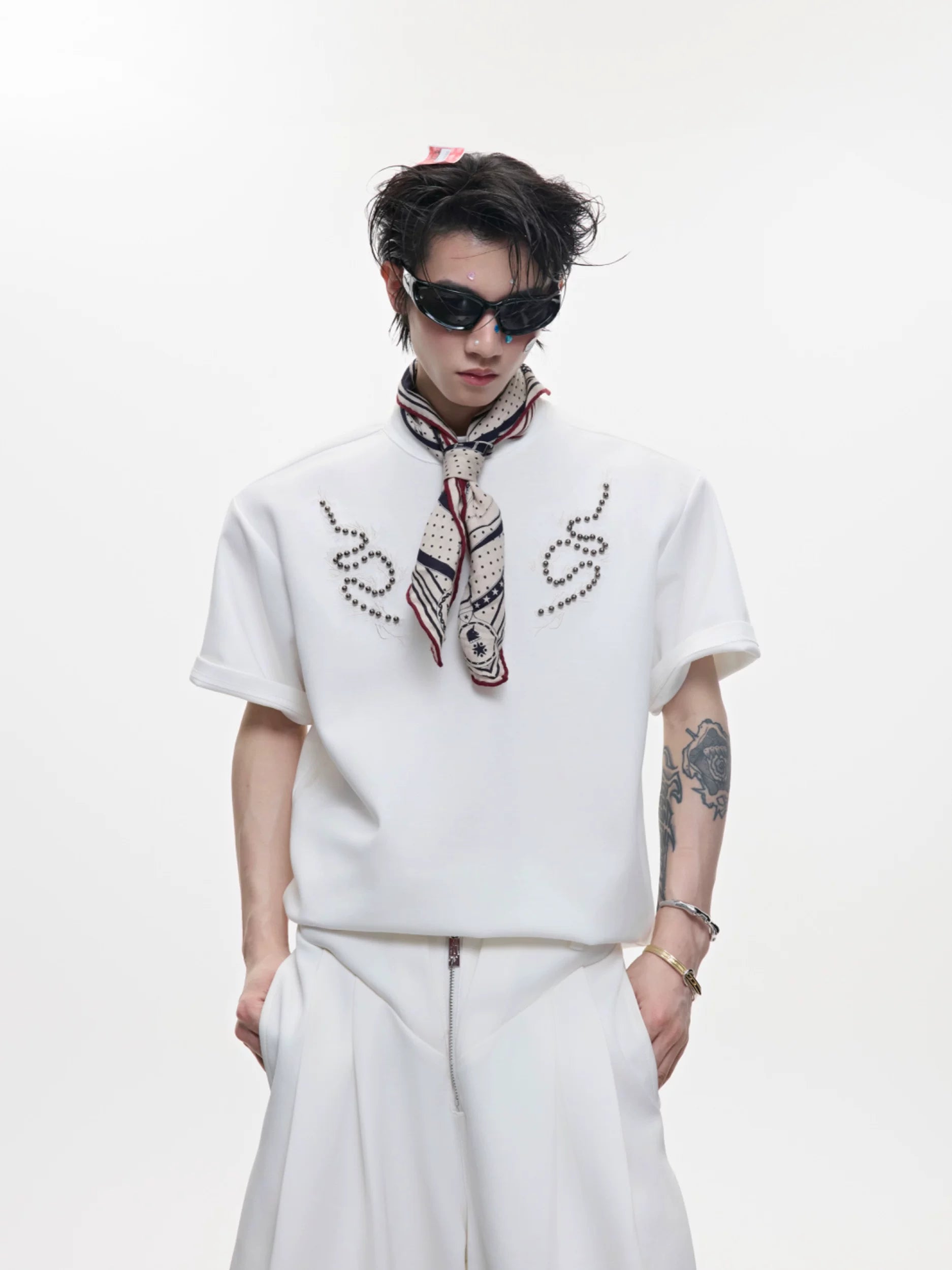 Metal Rivet Spine Slim T-Shirt - RIYOOO